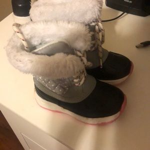 Toddler girl winter boots size 6